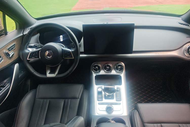 Used Denza X 2020 PHEV Classic Edition Interior 5