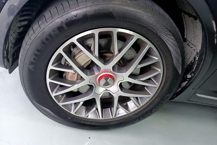 Used Denza X 2020 PHEV Classic Edition Left Front Wheel Hub