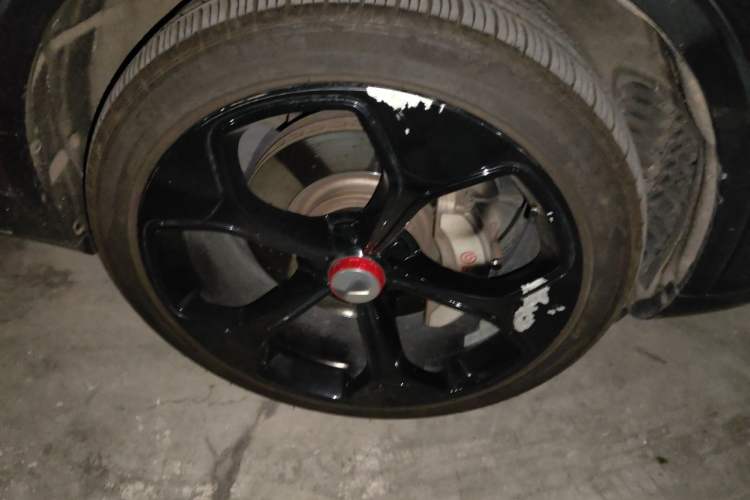 Used Denza X 2020 PHEV Flagship Edition Right Front Wheel Hub