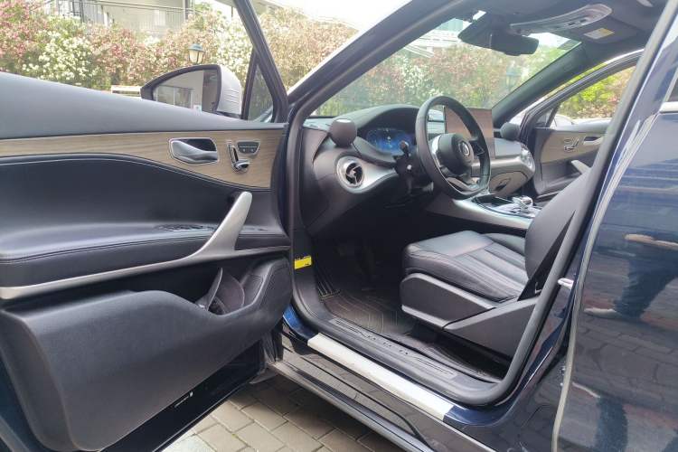 Used Denza X 2020 PHEV Classic Edition Driver Seat