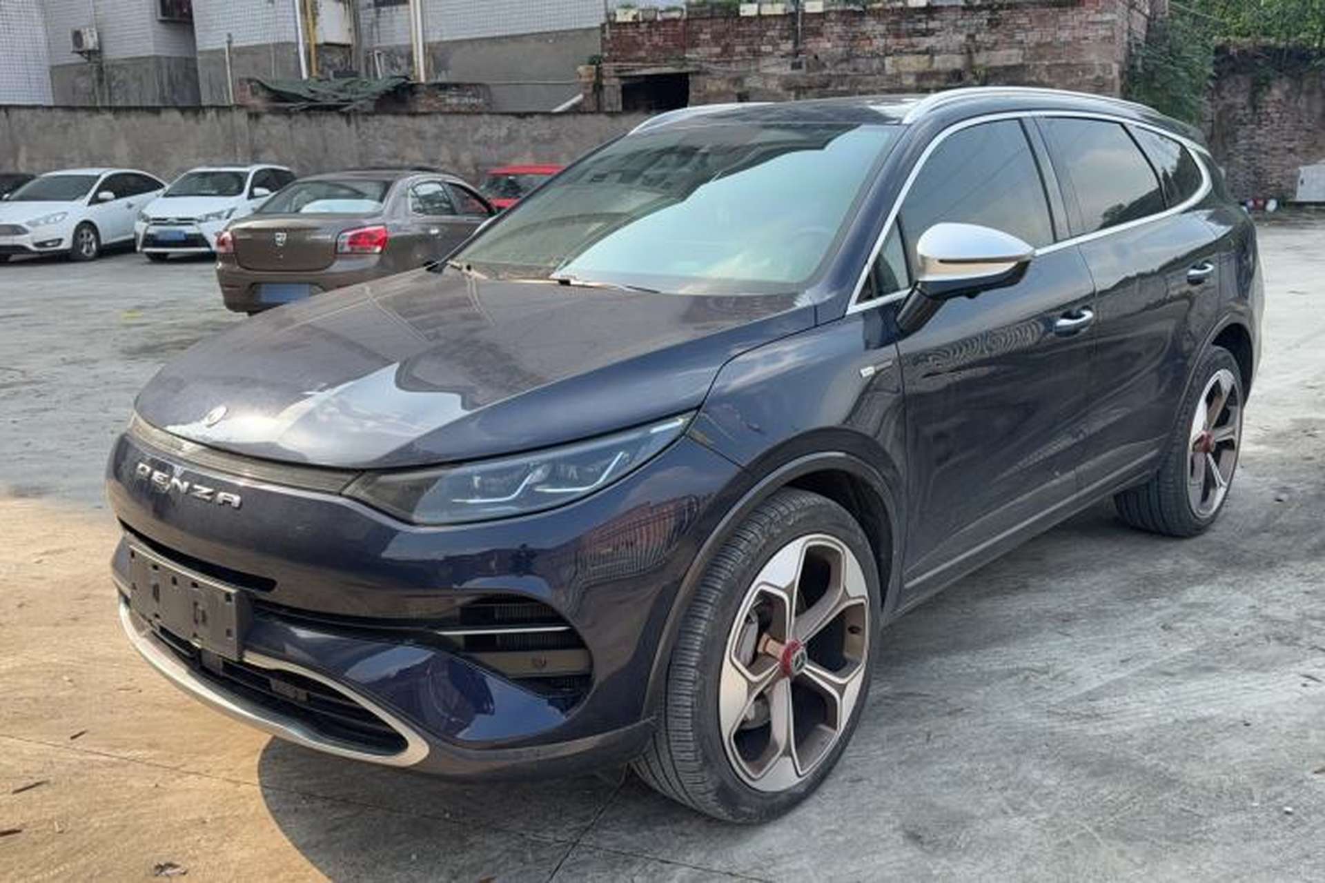 Used Denza X 2020 PHEV Flagship Edition Front Left 45 Deg