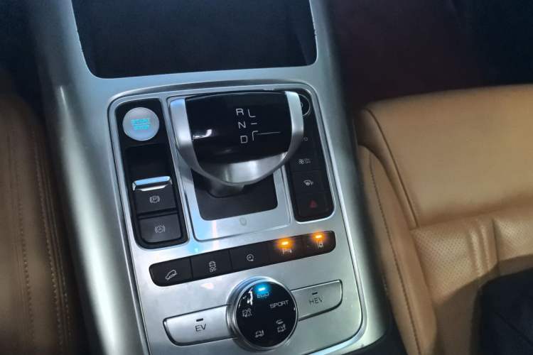 Used Denza X 2020 PHEV Classic Edition Gear Lever