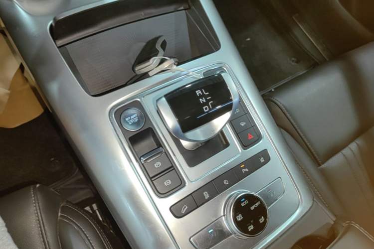 Used Denza X 2020 PHEV Classic Edition Gear Lever