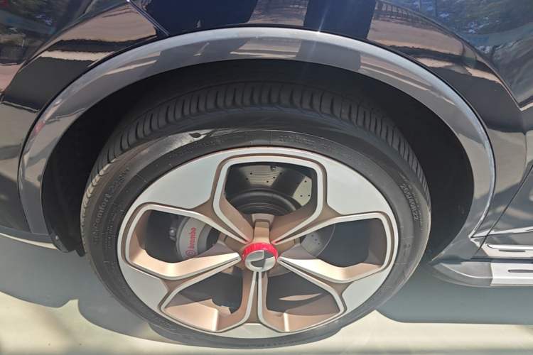 Used Denza X 2020 PHEV Flagship Edition Left Front Wheel Hub