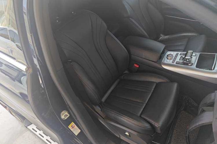 Used Denza X 2020 PHEV Flagship Edition Right Front Seat