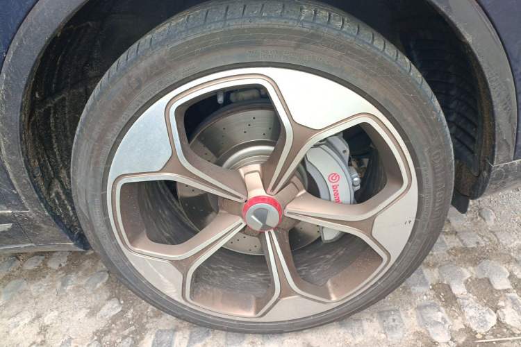 Used Denza X 2020 PHEV Flagship Edition Right Front Wheel Hub