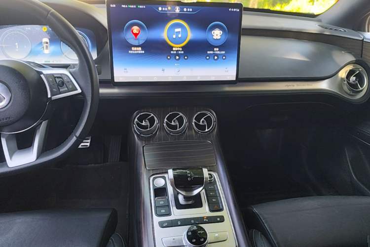 Used Denza X 2020 PHEV Flagship Edition Audio And AC Panel