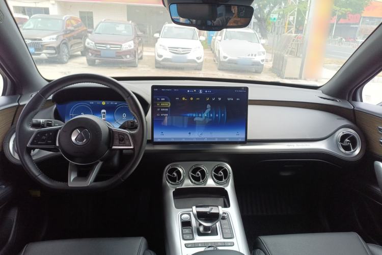 Used Denza X 2020 PHEV Classic Edition Center Console