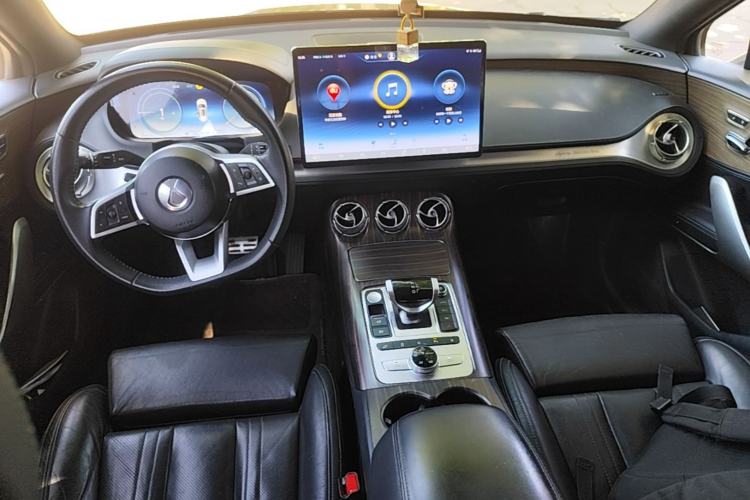 Used Denza X 2020 PHEV Flagship Edition Center Console
