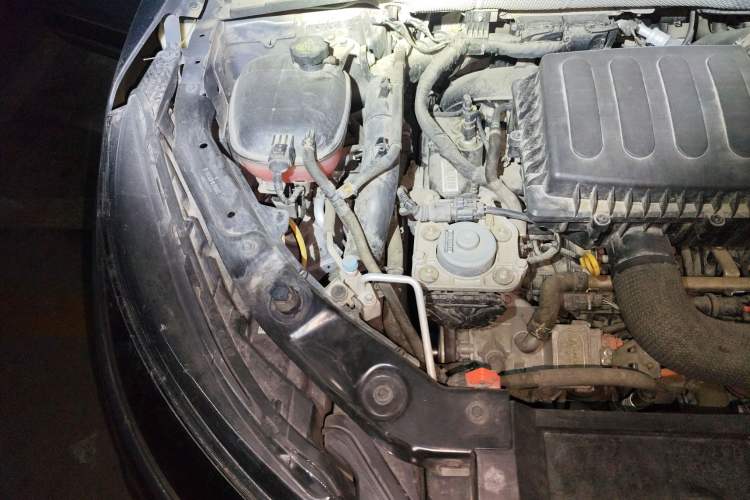Used Denza X 2020 PHEV Flagship Edition Engine Bay Right