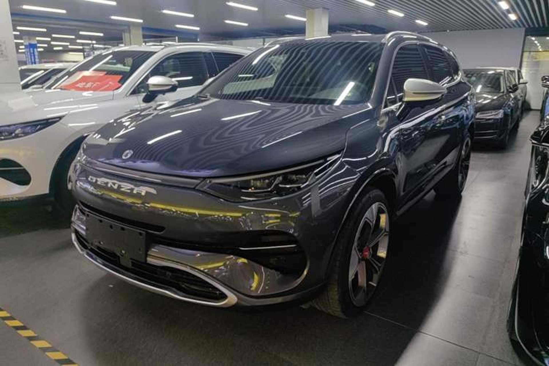Used Denza X 2020 PHEV Flagship Edition Front Left 45 Deg