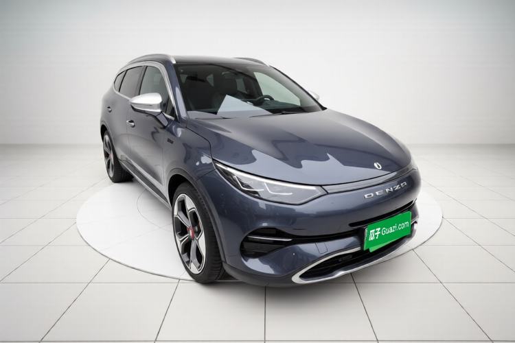 Used Denza X 2020 PHEV Flagship Edition Front Right 45 Deg