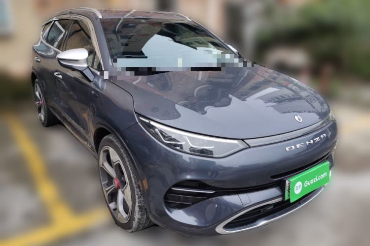 Used Denza X 2020 PHEV Flagship Edition Front Right 45 Deg