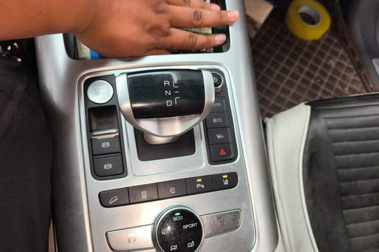 Used Denza X 2020 PHEV Flagship Edition Gear Lever