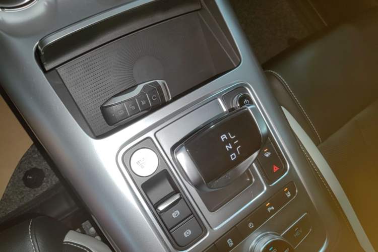 Used Denza X 2020 PHEV Sport Edition Gear Lever