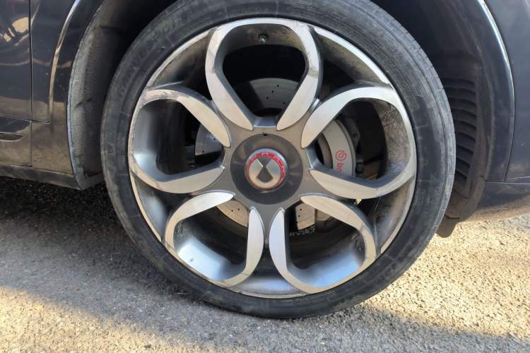 Used Denza X 2020 PHEV Sport Edition Right Front Wheel Hub
