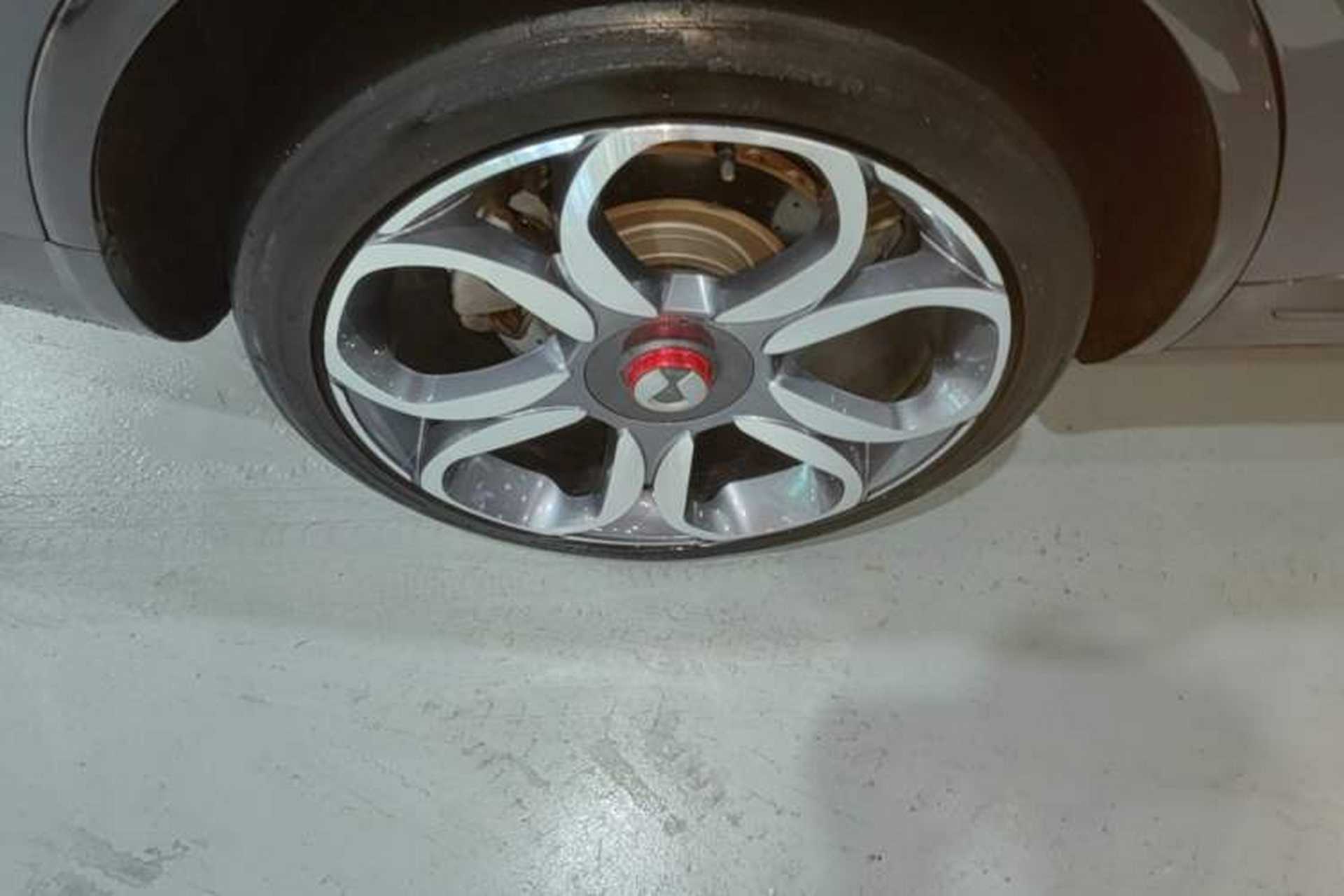 Used Denza X 2020 PHEV Sport Edition Right Rear Wheel Hub