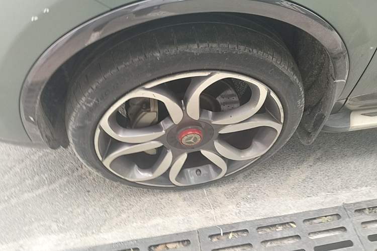 Used Denza X 2020 PHEV Sport Edition Left Front Wheel Hub