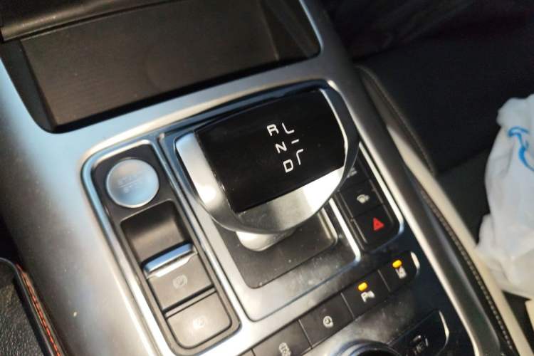 Used Denza X 2020 PHEV Sport Edition Gear Lever