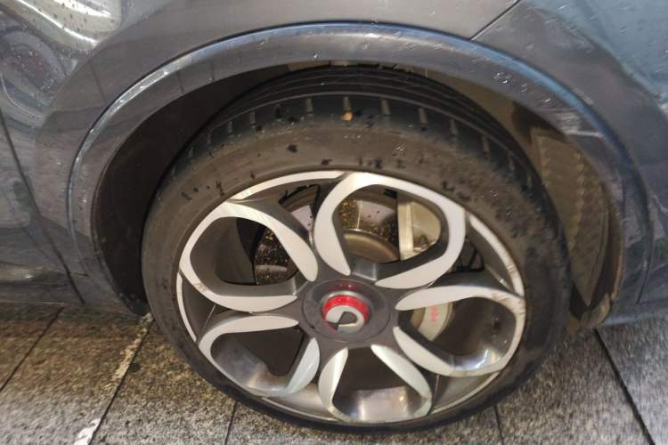 Used Denza X 2020 PHEV Sport Edition Right Front Wheel Hub
