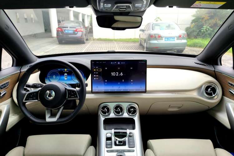 Used Denza X 2020 PHEV Flagship Edition Center Console