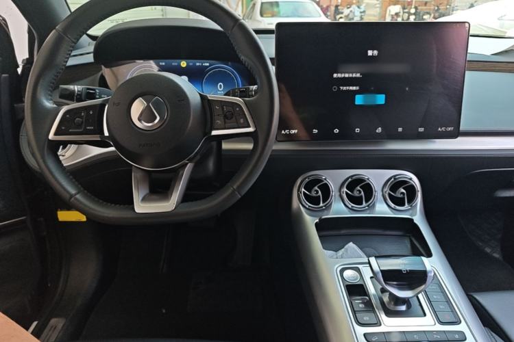Used Denza X 2020 PHEV Flagship Edition Center Console