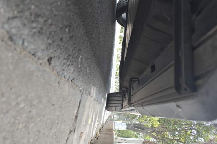 Used Denza X 2020 All-Electric Flagship Model Chassis Rear Right