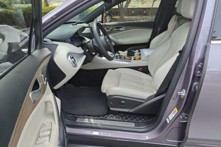 Used Denza X 2020 All-Electric Flagship Model Driver Seat