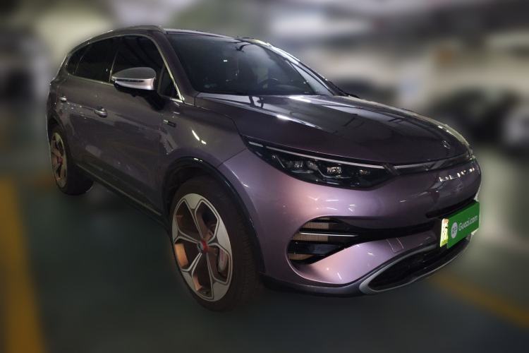 Used Denza X 2020 PHEV Flagship Edition Front Right 45 Deg
