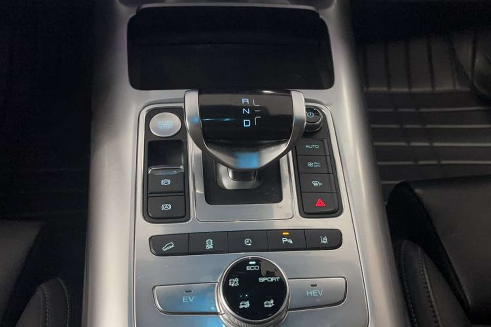 Used Denza X 2020 PHEV Flagship Edition Gear Lever