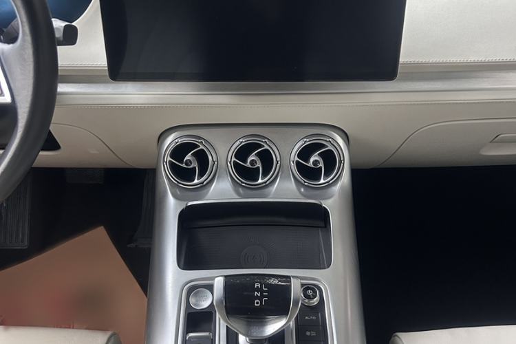 Used Denza X 2020 All-Electric Flagship Model Interior 4