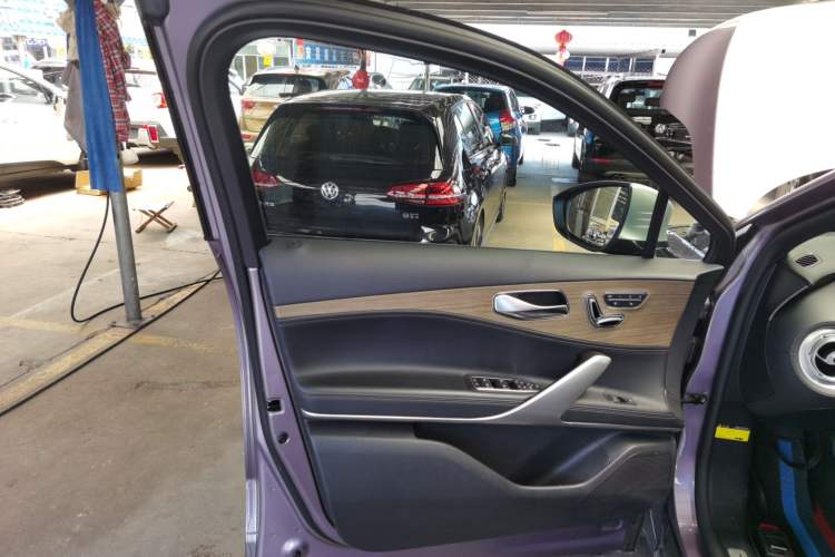 Used Denza X 2020 PHEV Flagship Edition Interior 7
