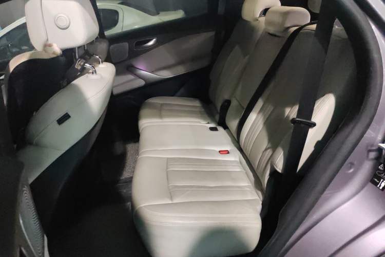 Used Denza X 2020 All-Electric Flagship Model Left Rear Seat
