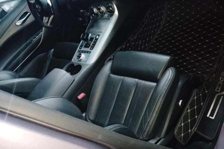 Used Denza X 2020 All-Electric Flagship Model Right Front Seat
