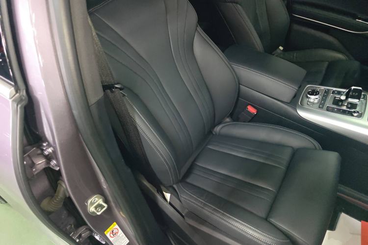 Used Denza X 2020 PHEV Flagship Edition Right Front Seat