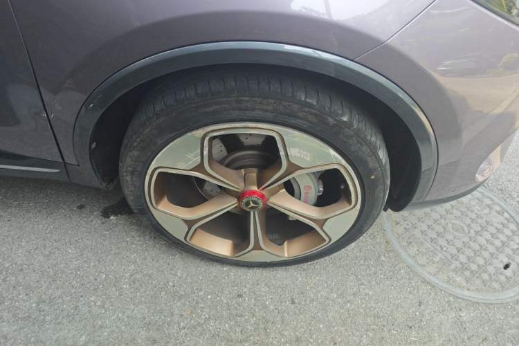 Used Denza X 2020 PHEV Flagship Edition Right Front Wheel Hub
