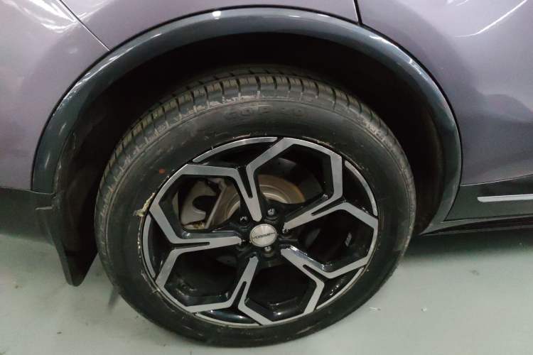 Used Denza X 2020 PHEV Flagship Edition Right Rear Wheel Hub