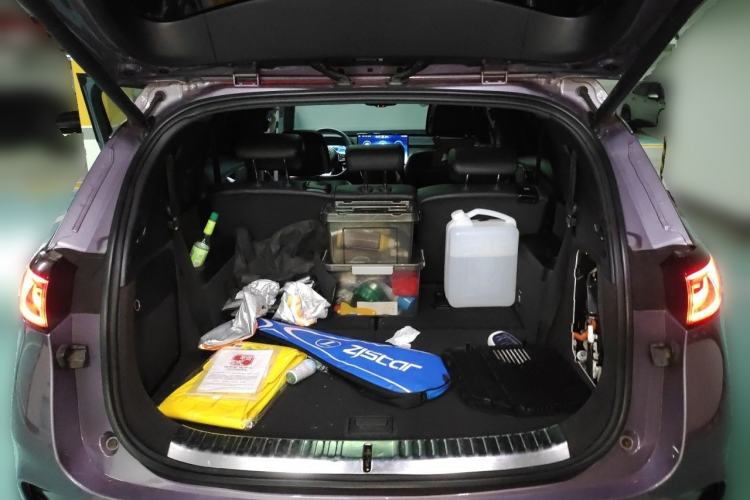 Used Denza X 2020 All-Electric Flagship Model Trunk