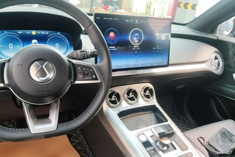 Used Denza X 2020 PHEV Sport Edition Center Console