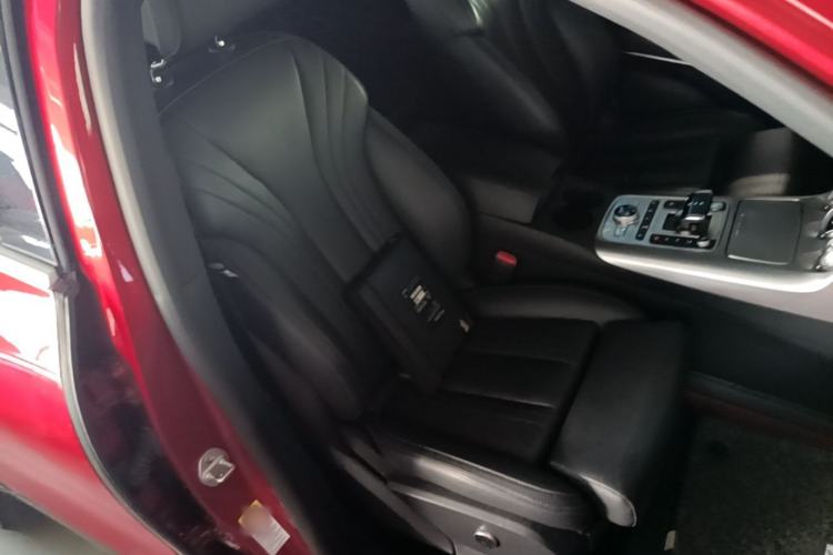 Used Denza X 2020 PHEV Flagship Edition Right Front Seat