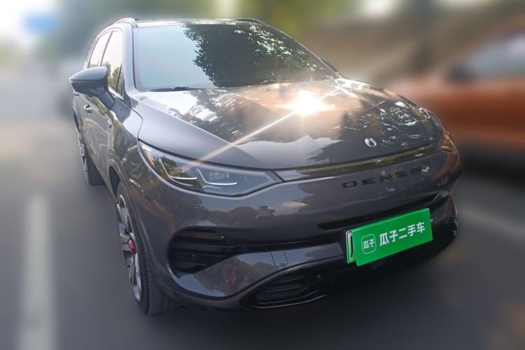 Used Denza X 2020 PHEV Sport Edition Front Right 45 Deg