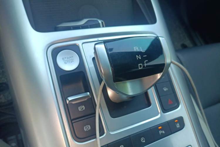 Used Denza X 2020 PHEV Sport Edition Gear Lever