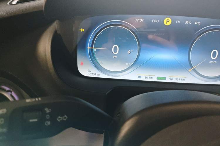 Used Denza X 2020 PHEV Sport Edition Odometer Close Up