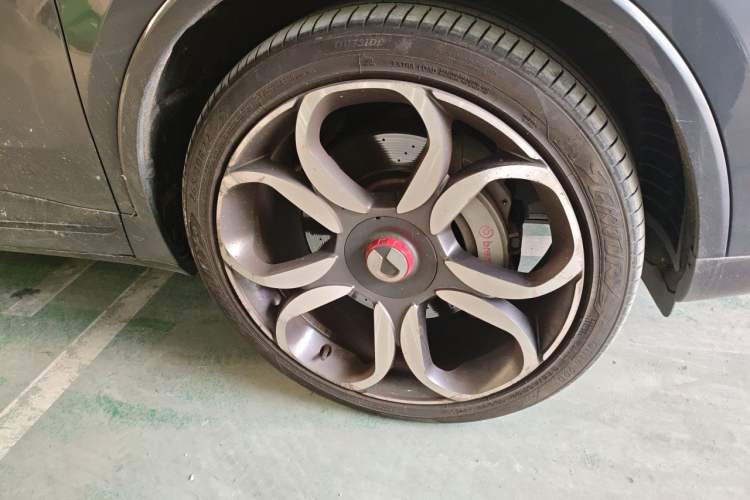 Used Denza X 2020 PHEV Sport Edition Right Front Wheel Hub