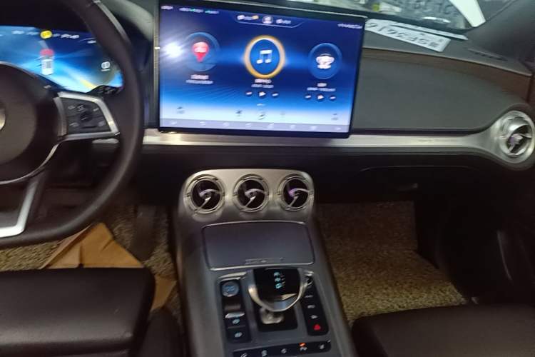 Used Denza X 2020 PHEV Flagship Edition Audio And AC Panel