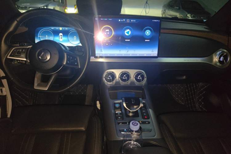 Used Denza X 2020 PHEV Flagship Edition Center Console