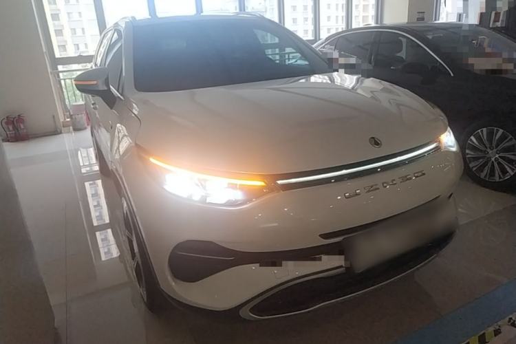Used Denza X 2020 PHEV Flagship Edition Front Right 45 Deg