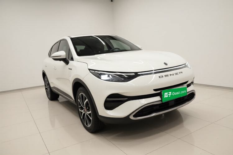 Used Denza X 2020 PHEV Classic Edition Front Right 45 Deg