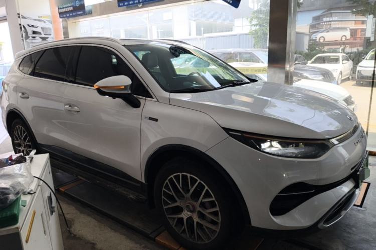 Used Denza X 2020 PHEV Classic Edition Front Right 45 Deg
