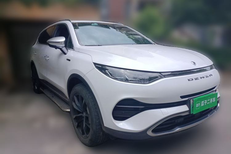 Used Denza X 2020 PHEV Flagship Edition Front Right 45 Deg